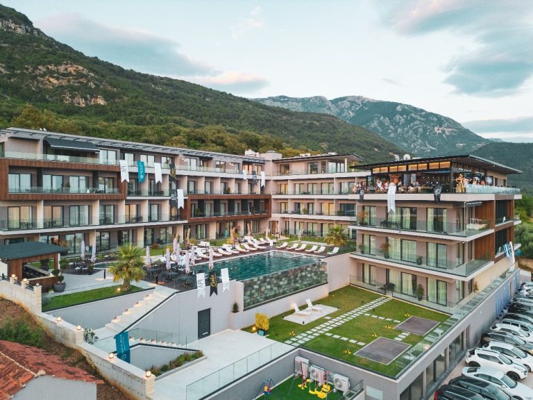 Royal Blue Resort: Luksuzna destinacija koja spaja prirodu i eleganciju