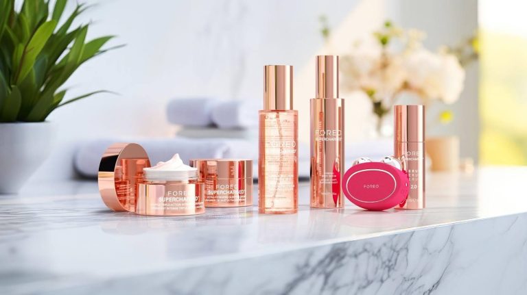 Postigni popularni “Glazed” skin efekt s FOREO skincare proizvodima i zablistaj ovo ljeto kao nikada prije