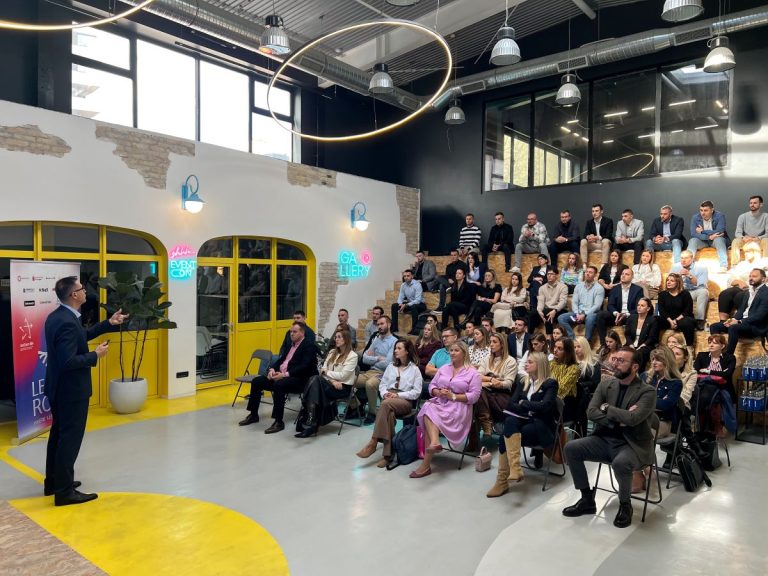 Kultura povratne informacije: Druga sesija programa Leader Roots pod pokroviteljstvom UNIQA osiguranja