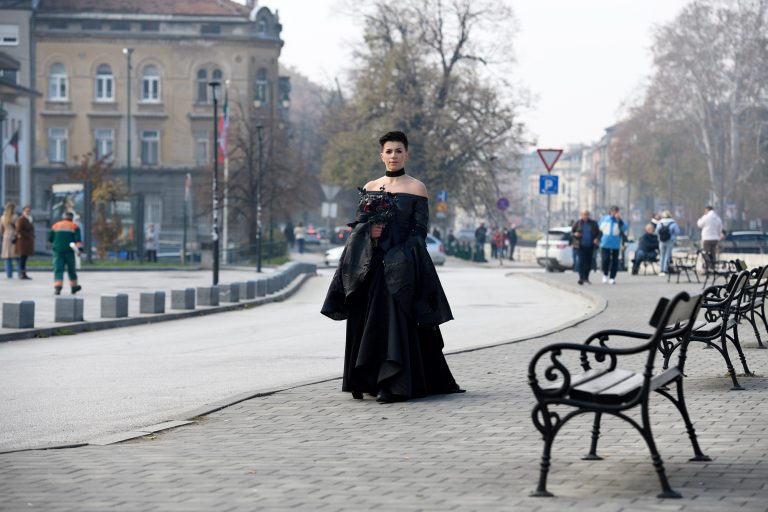 Spriječimo femicid zajedno! „Dok nas smrt ne rastavi“ — Kada simbol ljubavi i nade postane simbol otpora