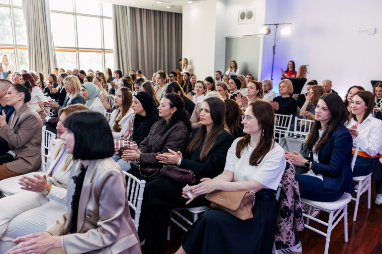 Održana prva Pro-Femina konferencija u Sarajevu: „Najbolja verzija sebe“ kao odgovor na savremene izazove žene