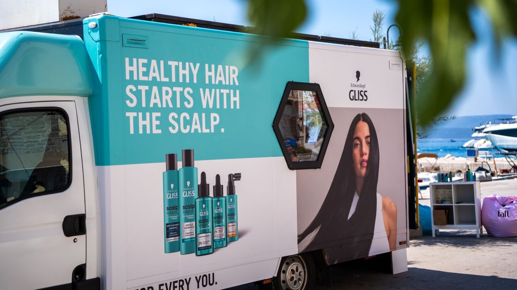Schwarzkopf Hair Lab karavan stiže u Sarajevo – besplatno stilizovanje kose 8. i 9. augusta