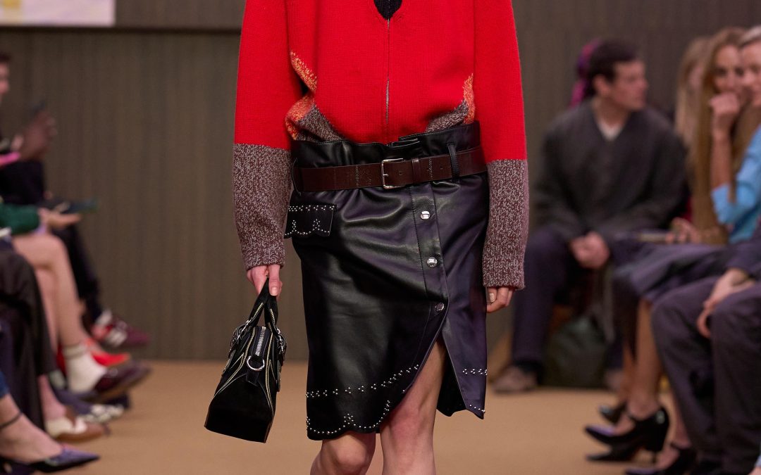 Drop waist je novi modni hit: Struk se spušta sve niže
